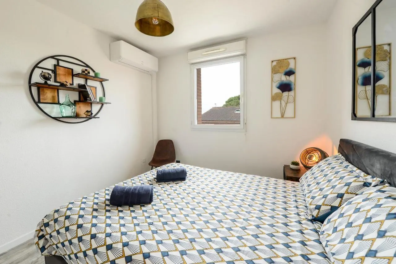 L'Atelier St James - Appt Avec Chambre Climatisee, Parking Prive Et Piscine Albi