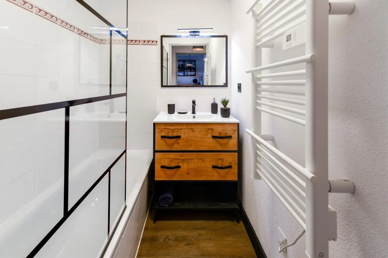 Appartamento L'Atelier St James - Appt Avec Chambre Climatisee, Parking Prive Et Piscine Albi